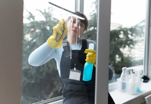 Nettoyage de vitres intérieures et extérieures à Méharicourt